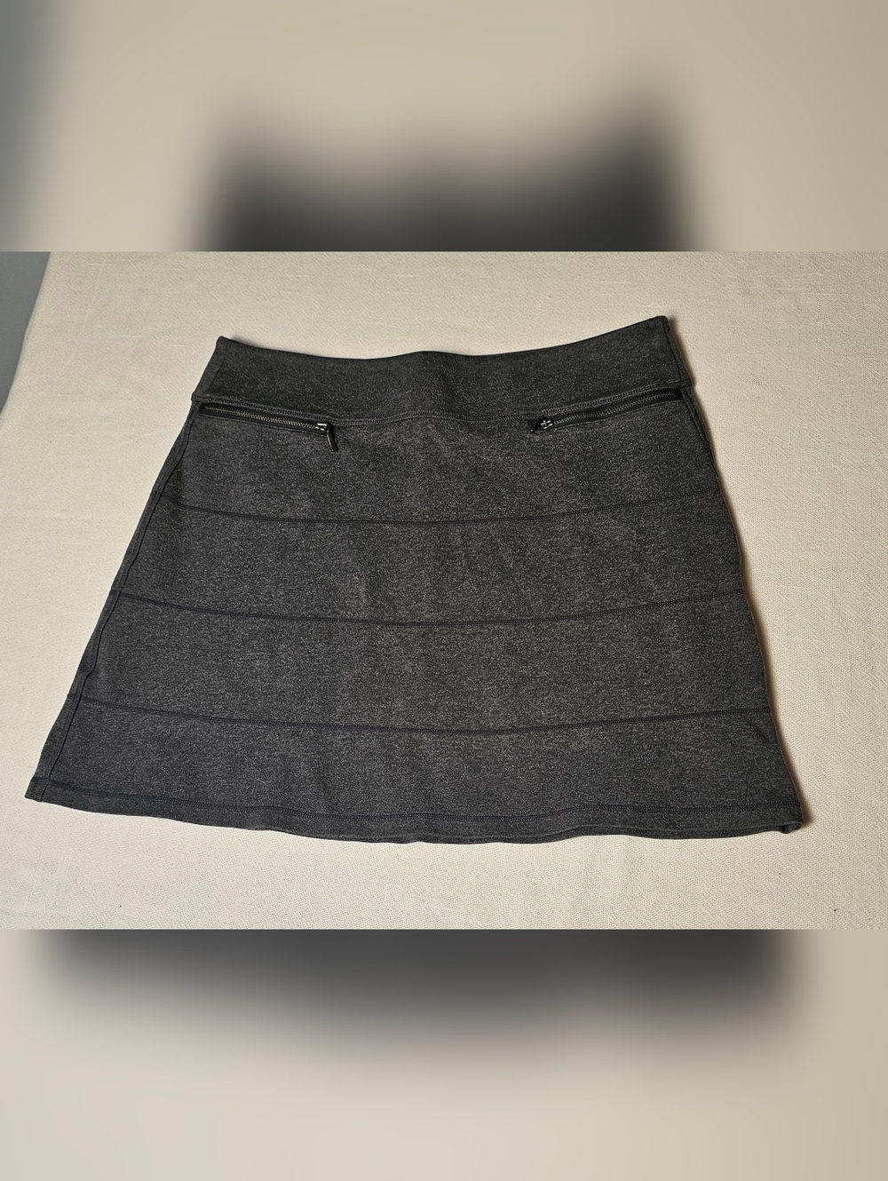 Athleta Strata Ponte Skirt Womens Size Large Gray